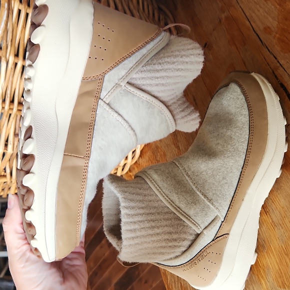Merrell Cloud Renew Bluff Boots Wool Felt Leather Hiking sz 7 - Picture 5 of 15